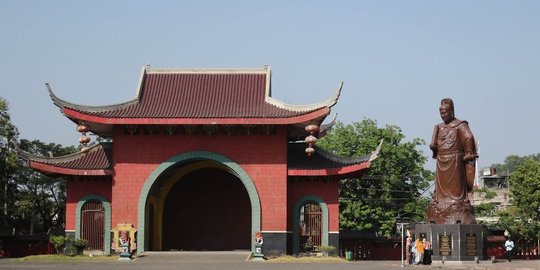 poo kong rev1