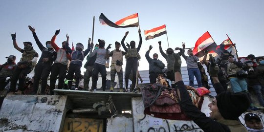 Bentrokan Unjuk Rasa Pecah Pagi Hari di Irak, Puluhan Orang Terluka