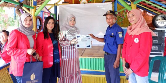 Mahasiswa Mercu Buana Berikan Sosialisasi Kebencanaan di Kampoeng Anggur Tangerang