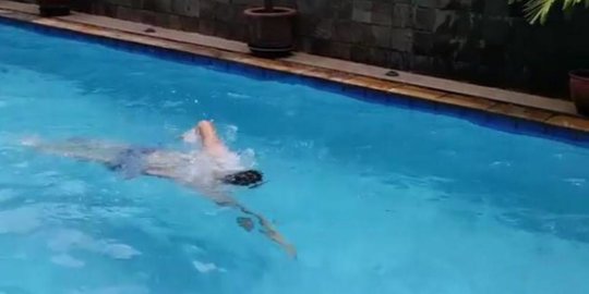 10 potret rumah addie ms dan memes, mewah dengan nuansa putih