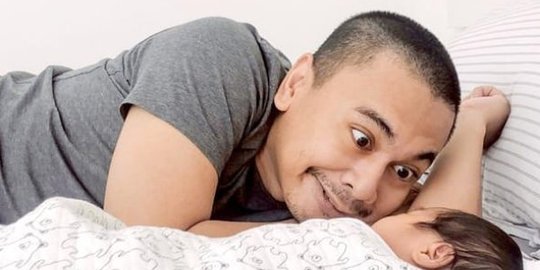 kocak raditya dika dengan alea rev1