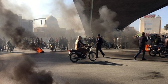 Rouhani Tuding AS, Israel, dan Saudi Dalang Kerusuhan dalam Demo Kenaikan BBM di Iran