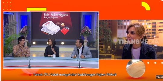 menunggu di balik layar rev1