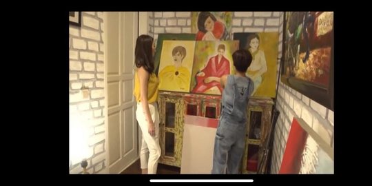 10 potret rumah yuni shara, bergaya kolonial dan ada studio lukisnya
