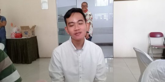 Dilirik Gerindra dan PKS, Gibran Tetap Setia Tunggu PDIP di Pilkada Solo