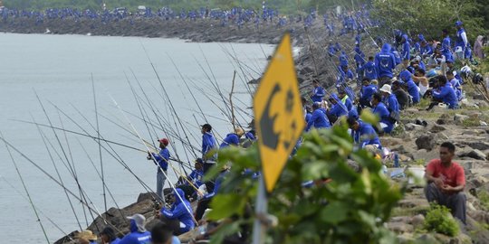 Serunya Kompetisi Memancing di Pantai Aceh