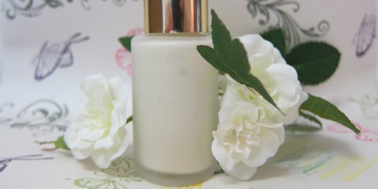 7 kandungan skincare yang perlu dihindari ibu hamil