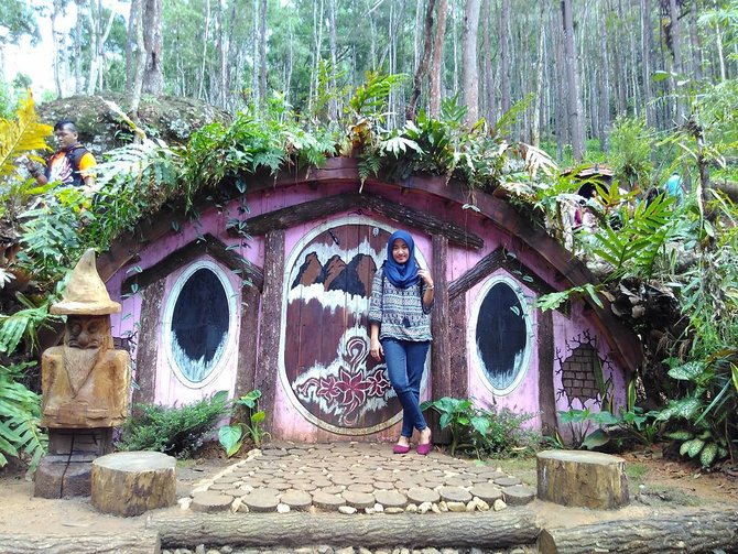 rumah seribu batu