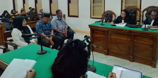 Tepat di Hari Guru, 3 Eks Kepala Sekolah Dituntut 14 Bulan Penjara