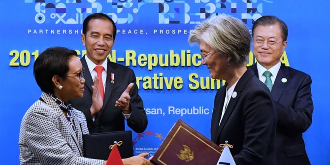 Hari Keempat di Korea Selatan, Ini Agenda Presiden Jokowi | merdeka.com