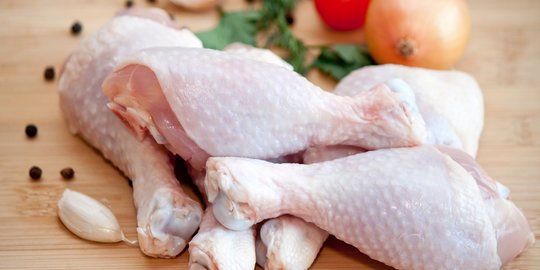Ini Alasan Mengapa Berbahaya untuk Konsumsi Daging Ayam Tiren