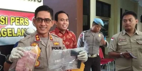 Polisi Tangkap Pria Bawa Senjata Api Saat Pelaksanaan Pilkades