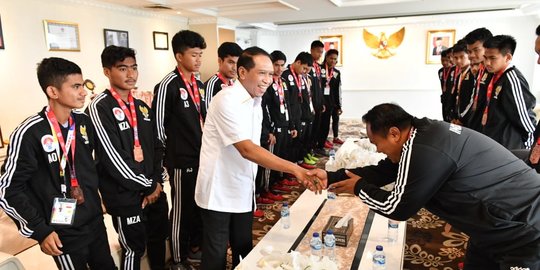 Berhasil Raih Peringkat Tiga di ASFC, Menpora Apresiasi Tim Pelajar Indonesia U-18