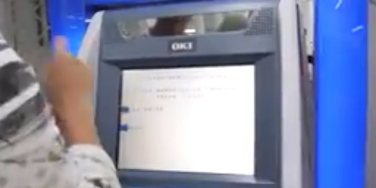saldo atm tengah tren di kalangan artis rev1