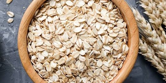 longgar dan makan oatmeal saat sarapan rev3