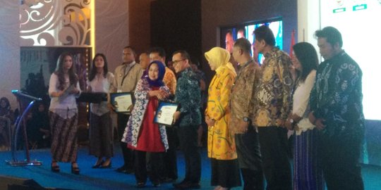 Kabupaten Banyuwangi Sabet Anugerah Predikat Kepatuhan Tinggi 2019 dari Ombudsman