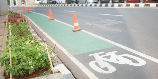 Dishub DKI Bolehkan Skuter Listrik di Jalur Sepeda, Kecuali Grabwheels