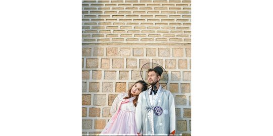 7 potret raffi ahmad dan nagita salvina pakai baju tradisional korea, romantis banget