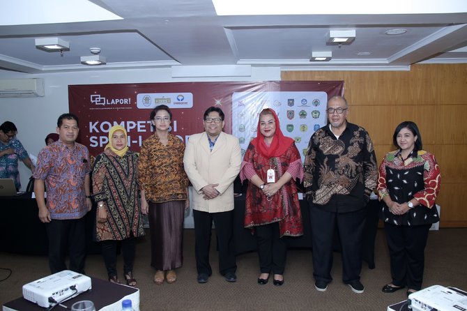 wakil wali kota semarang hevearita gunaryanti rahayu saat presentasi kompetisi pengelolaan pengaduan pelayanan publik nasional 2019