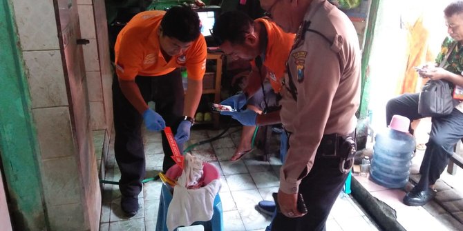 Janin Tanpa Kepala Ditemukan di Toilet Terminal Joyoboyo Surabaya
