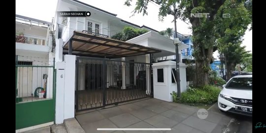 8 Potret Rumah Bergaya Elegan Milik Alya Rohali, Koleksi Medali Curi Perhatian