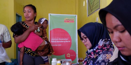 Indosat Ooredoo Operasikan Mobil Klinik Berikan Layanan Kesehatan Gratis