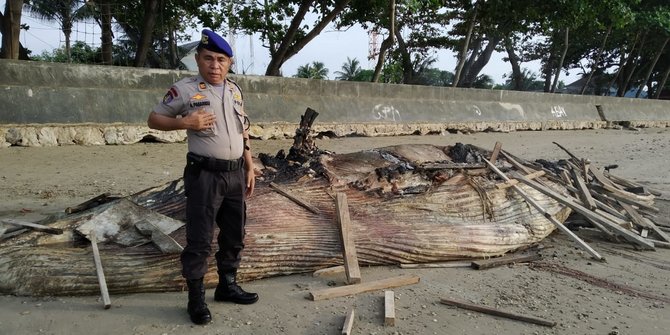 Paus Bungkuk Sepanjang 10 Meter Ditemukan Mati di Pantai Balikpapan