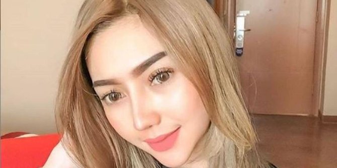 Model Seksi Messya Iskandar Menolak Tes Urine Saat Berada di Kelab Malam Bali