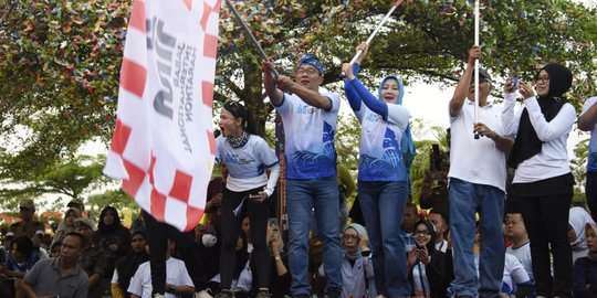 Gubernur Lepas Peserta Jabar International Marathon 2019 di Pangandaran