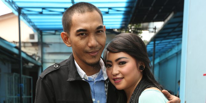 Mpok Alpa dan Suami Kompak Lakukan Perawatan Kecantikan