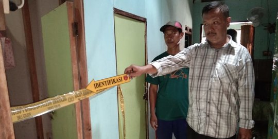 Rumah Kebakaran Diduga Karena Puntung Rokok, Kakek di Gresik Tewas Terbakar