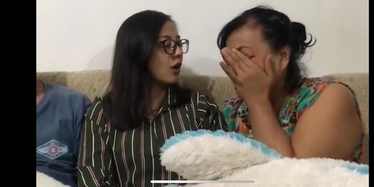 ibunda paula menangis tersedu-sedu melihat video baim wong ke apartemen marshanda