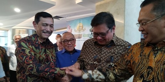 Airlangga Bersyukur Bamsoet Mundur Caketum Golkar, Sebut Munas akan Berlangsung Sejuk