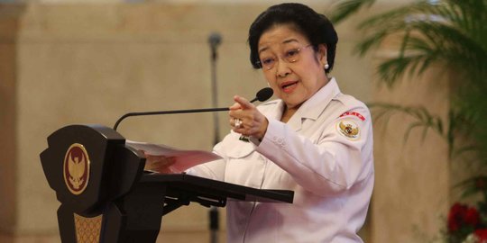 Megawati Tantang Pendukung Khilafah Datang ke DPR Dialog dengan FPDIP