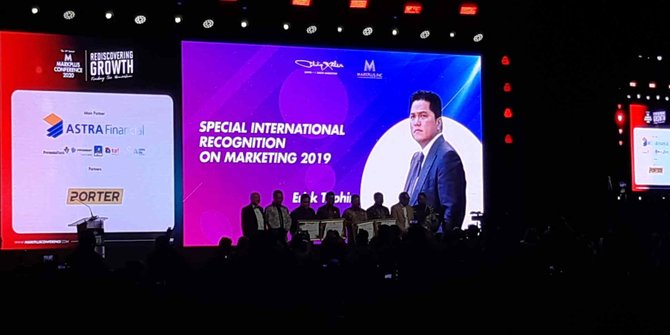 Baru Jadi Menteri Erick Thohir Sabet Penghargaan Marketing