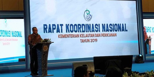 Edhy Prabowo Beri Sinyal Buka Ekspor Benih Lobster