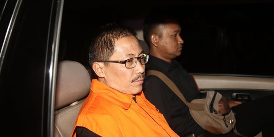 KPK Periksa GM Hyundai Engineering Tersangka Suap Bupati Cirebon