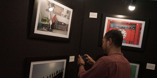 Melihat Pameran Foto Tumbuh Maju Bersama Pekerja Indonesia