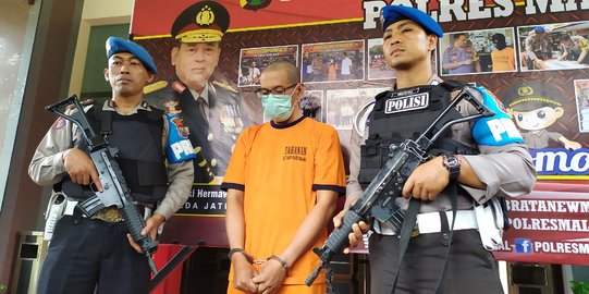 Seorang Guru PPKN di Malang Suruh 18 Siswanya Onani