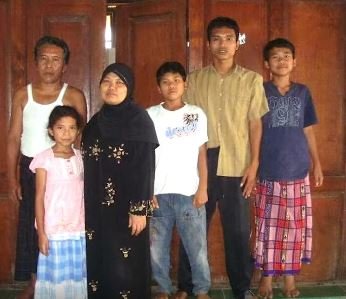 /></p>
<p style=