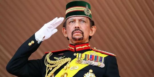 Melihat  Mobil Mewah Rp 200 Miliar Dilapisi Emas Milik Sultan Brunei Darussalam