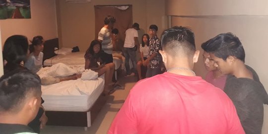 12 Remaja di Pekanbaru Diciduk saat Pesta Narkoba Dalam Kamar Hotel