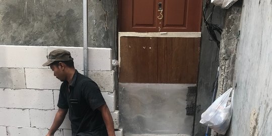 Kisah Pilu Keluarga Abun 'Terkurung' di Rumah Sendiri