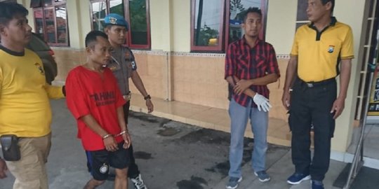 Dendam Paman Dibunuh, Pemuda di Sampang Habisi Tetangga Pakai Raket Nyamuk dan Balok