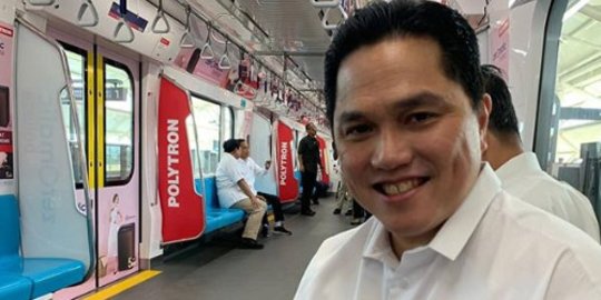 Aturan Baru Erick Thohir: Direksi BUMN Merugi Tak Boleh Naik Pesawat Kelas Bisnis