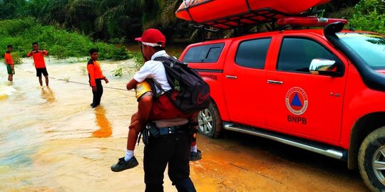 Banjir di Riau Telan Korban Jiwa 2 Balita, Gubernur Kerahkan Tim BPBD