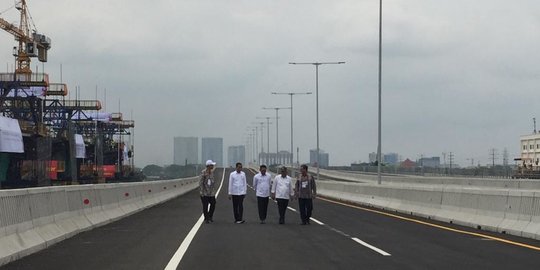 Minat Jajal Tol Layang Jakarta-Cikampek, Cek Dulu 5 Fakta Menariknya