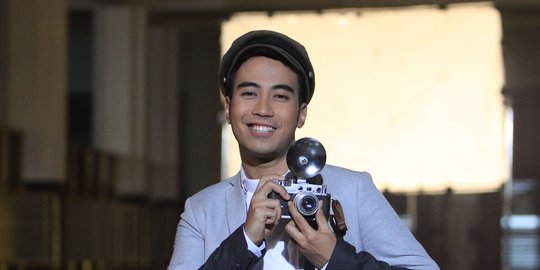 semangat dari rekan artis rev1