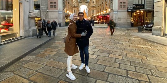 Mesranya Rezky Aditya ke Citra Kirana Bulan Madu di Italia: Duh Aku Dipeluk Terus