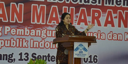 Jokowi Minta Omnibus Law Rampung dalam 3 Bulan, Ketua DPR Tunggu Surat Presiden